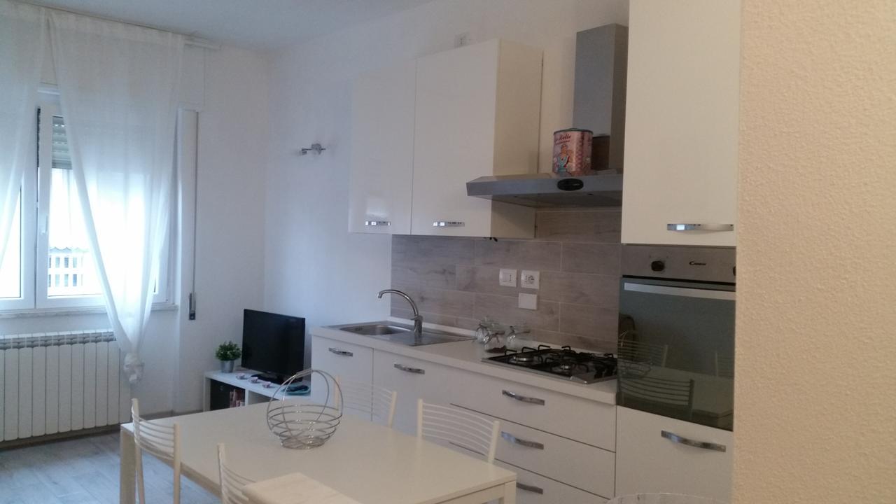 Monica'S Apartment Marina Di Carrara Eksteriør bilde