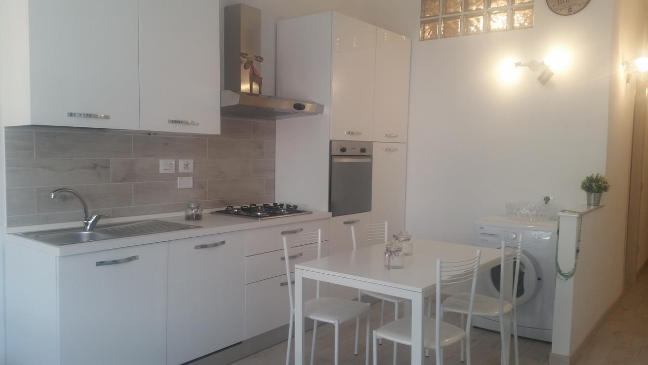 Monica'S Apartment Marina Di Carrara Eksteriør bilde